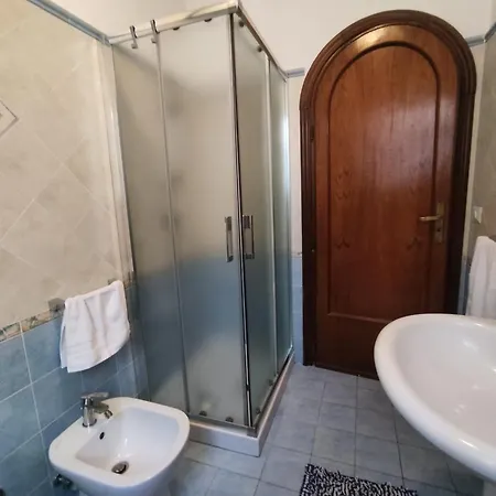 アパート La Casa Di Nonno Raffaele