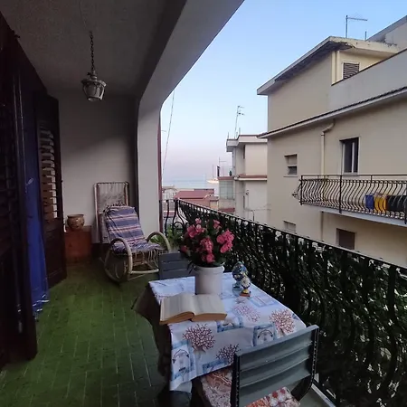 شقة La Casa Di Nonno Raffaele